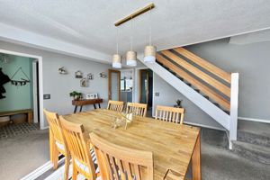 Dining Room- click for photo gallery